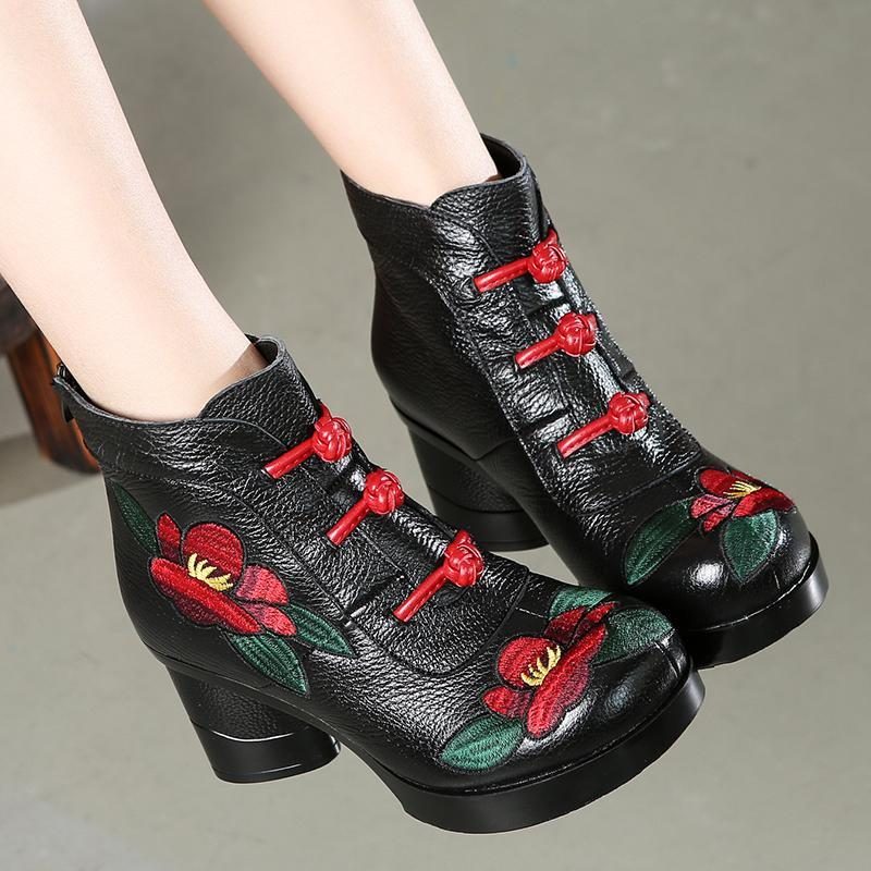 Retro-stiefel Mit Bestickten High Heels Und Weichem Boden