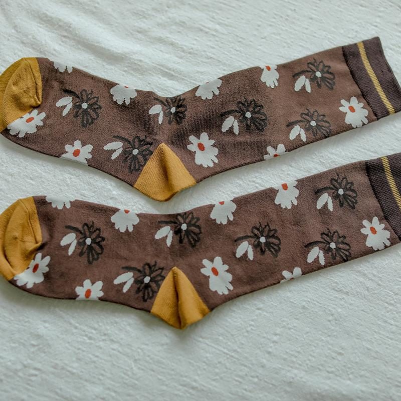 Retro-herbst-winter-baumwollstricksocken Mit Blumenmuster