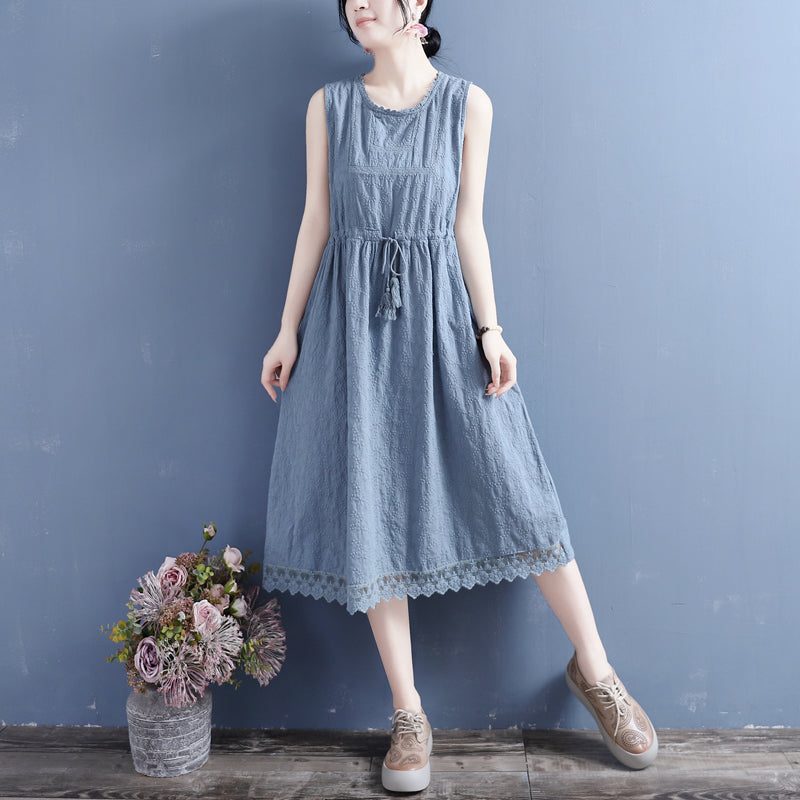 Ärmelloses Sommerkleid Aus Baumwollleinen Mit Blumenstickerei