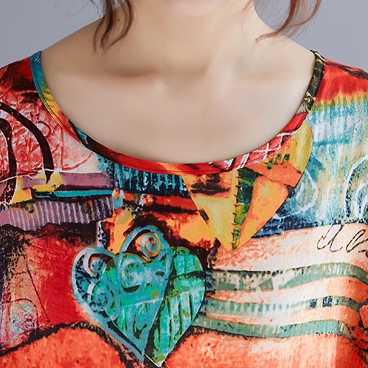 Kurzärmliges Sommerkleid Mit Abstraktem Muster Und Geraffter Taille