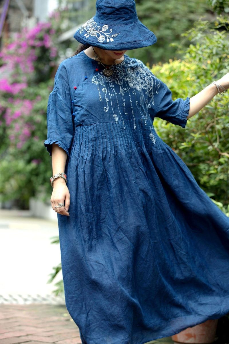 Pflanzlich Gefärbtes Blaues Batik-textur-baumwoll-leinen-lockeres Handgemachtes Kleid